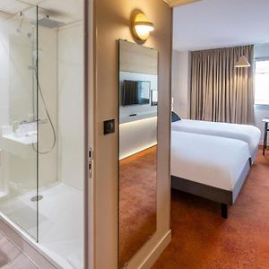 Klassieke Kamer met Twee Aparte Bedden